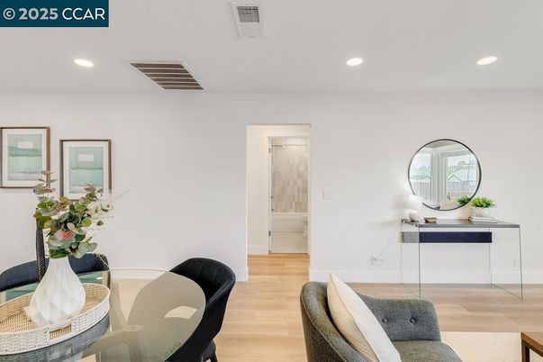 Interior, Recessed Lighting, Wood Texture Flooring