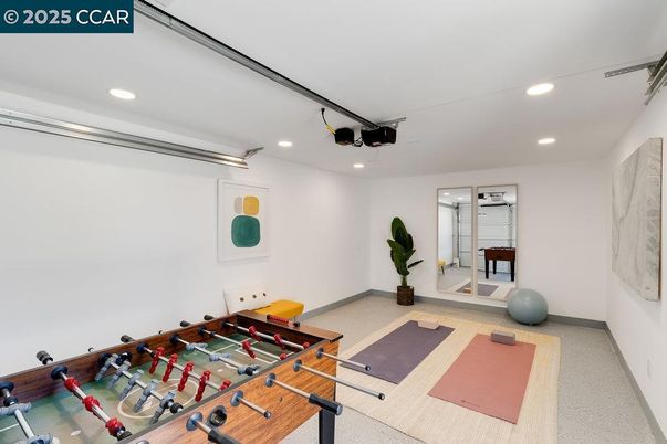 Fitness Equipment, Interior, Recessed Lighting
