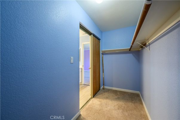 Empty room, Interior, Walk-in Closets