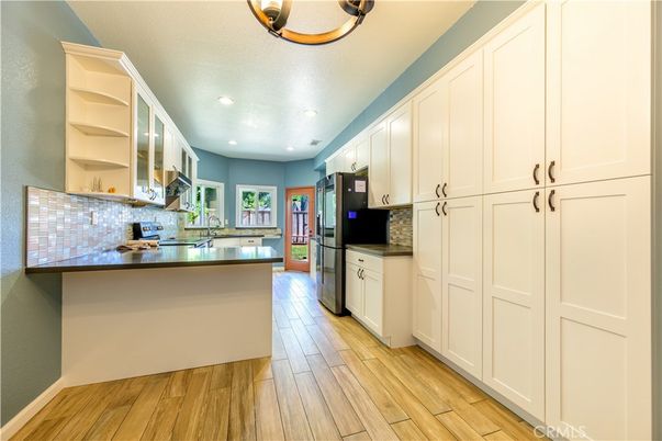 Interior, Kitchen, Recessed Lighting, Wood Texture Flooring