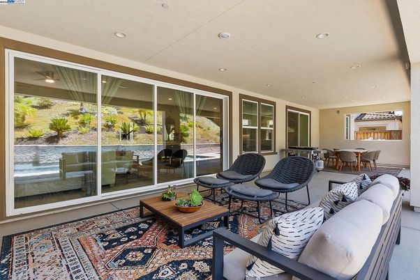 Dining room, Interior, Living room, Recessed Lighting, Sun Room