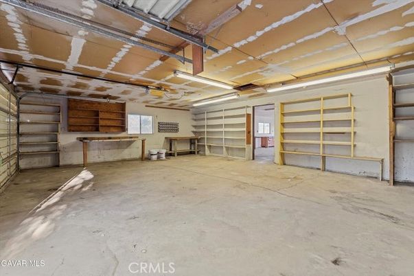 Garage, Interior