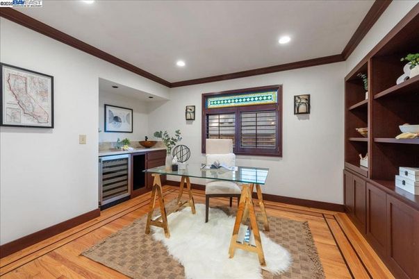 Home Office, Interior, Recessed Lighting, Wood Texture Flooring