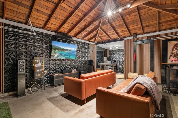 Interior, Living room, Wooden Beams, Wooden Ceilings
