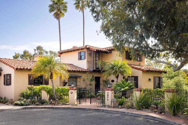 Exterior, Facade, Spanish Mediterranean