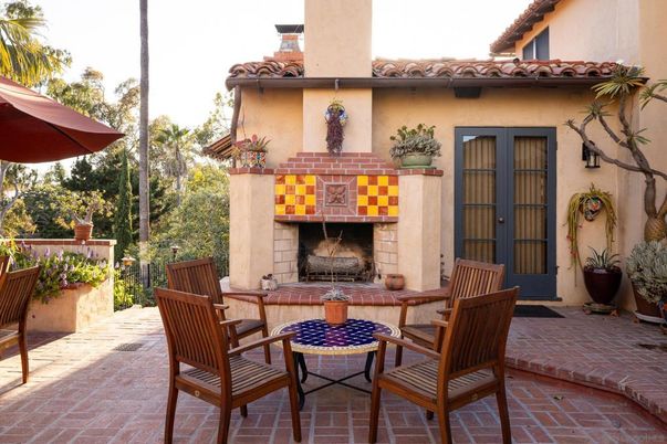 Exterior, Fireplace
