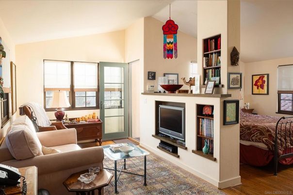 Interior, Living room, Pendant Lights, Wood Texture Flooring