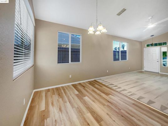 Empty room, Interior, Pendant Lights, Wood Texture Flooring