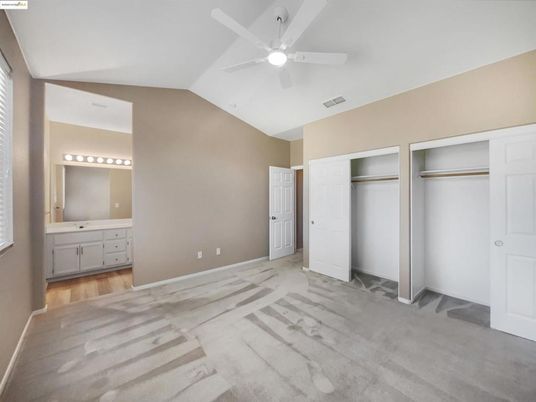 Bathroom, Empty room, Interior, Walk-in Closets, Wood Texture Flooring