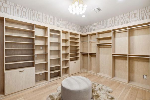 Interior, Pendant Lights, Recessed Lighting, Walk-in Closets, Wood Texture Flooring