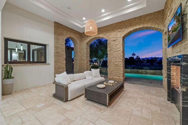 Interior, Living room, Pendant Lights, Recessed Lighting, Stone Walls