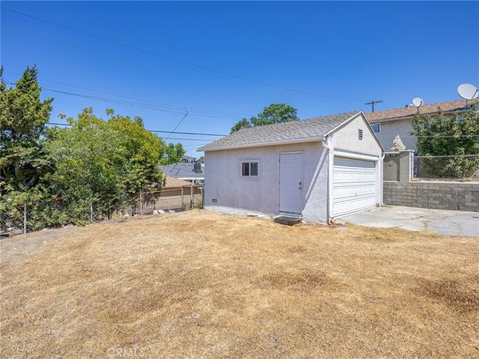 Backyard, Detached Garage, Exterior