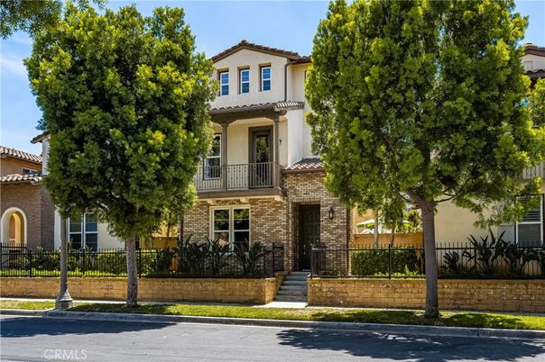 Exterior, Facade, Brick Facade, Mediterranean