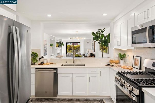 Interior, Kitchen, Pendant Lights, Recessed Lighting, Stainless Steel Appliances