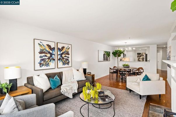 Dining room, Interior, Living room, Pendant Lights, Recessed Lighting, Wood Texture Flooring