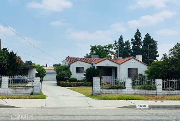 Exterior, Facade, Spanish Mediterranean
