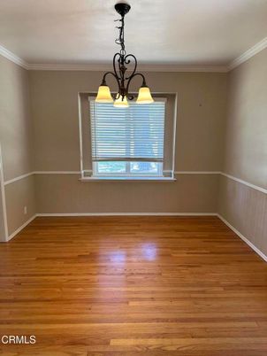 Chandelier, Empty room, Interior, Wood Texture Flooring
