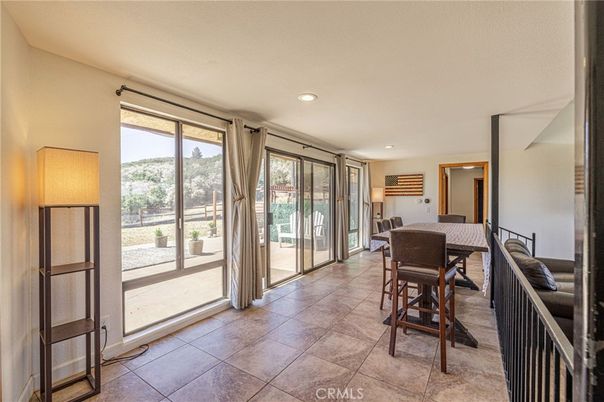 Dining room, Interior, Recessed Lighting