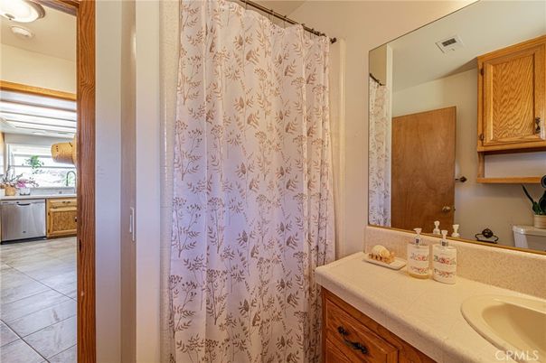 Bathroom, Interior, Tile Countertops