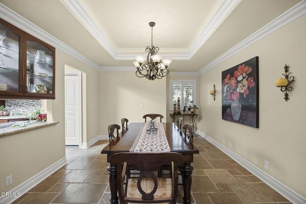Chandelier, Dining room, Interior