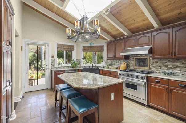 Chandelier, Interior, Kitchen, Stainless Steel Appliances, Wooden Ceilings