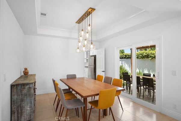 Dining room, Interior, Pendant Lights, Water