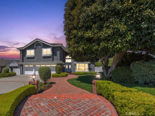 Attached, Backyard, Exterior, Facade, Split Level