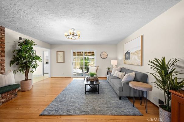 Chandelier, Interior, Living room, Wood Texture Flooring
