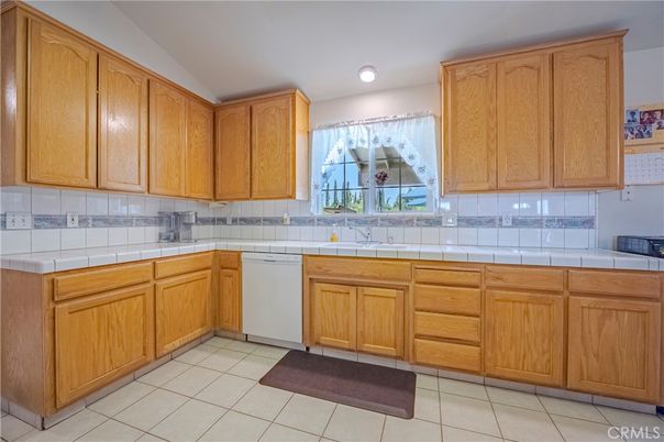 Interior, Kitchen, Tile Countertops