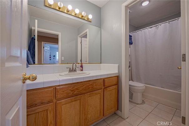 Bathroom, Interior, Recessed Lighting, Tile Countertops