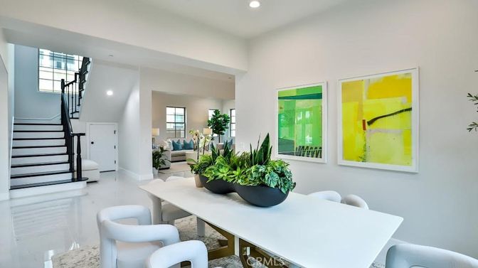 Dining room, Interior, Recessed Lighting