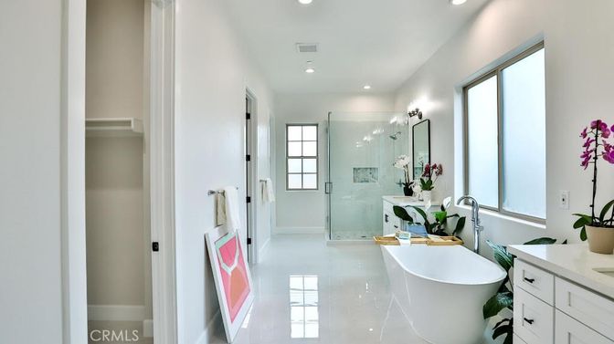 Bathroom, Free Standing Baths, Glass Shower, Interior, Recessed Lighting