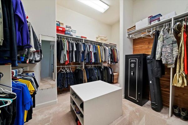 Interior, Walk-in Closets