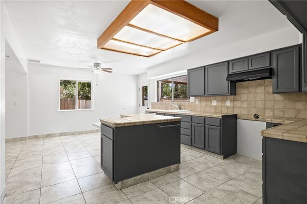 Interior, Kitchen, Tile Countertops