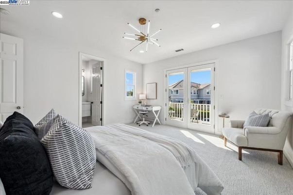 Bedroom, Interior, Pendant Lights, Recessed Lighting