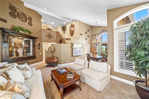 Chandelier, Dining room, Interior, Living room, Pendant Lights, Recessed Lighting