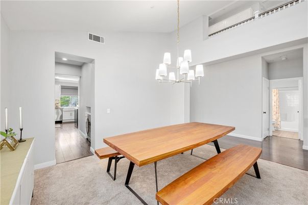 Chandelier, Dining room, Interior, Recessed Lighting, Wood Texture Flooring