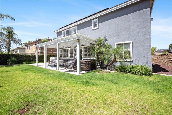 Backyard, Exterior, Hot Tub