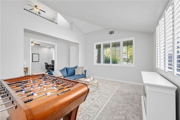 Game Room, Interior