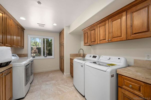 Interior, Recessed Lighting, Washer