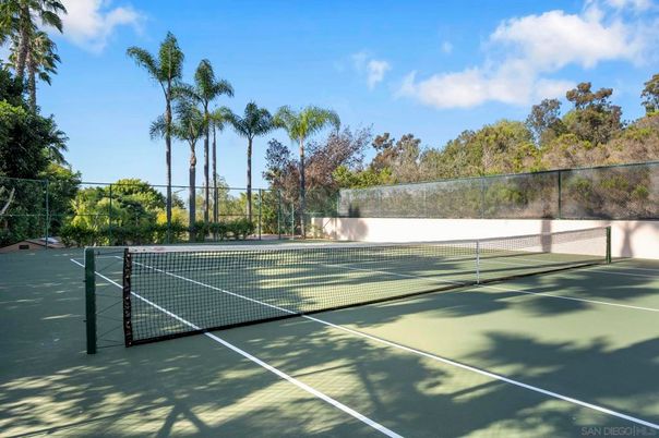 Exterior, Tennis Courts