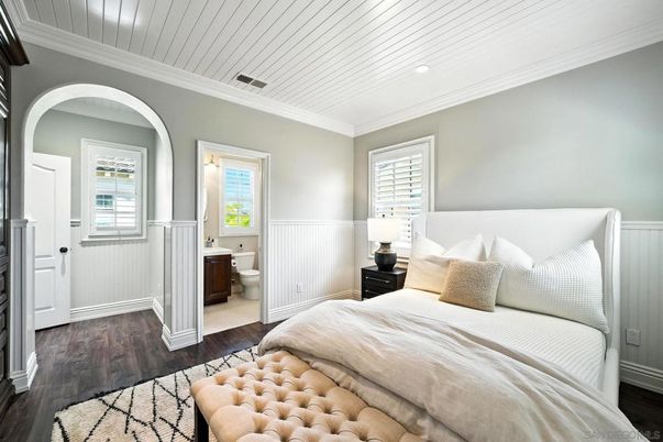 Bathroom, Bedroom, Interior, Recessed Lighting, Wood Texture Flooring