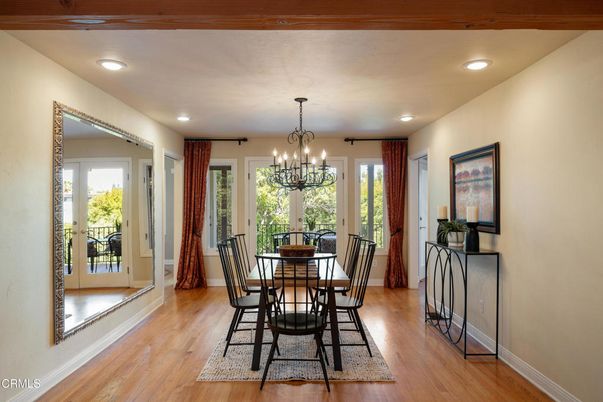 Chandelier, Dining room, Interior, Recessed Lighting, Wood Texture Flooring