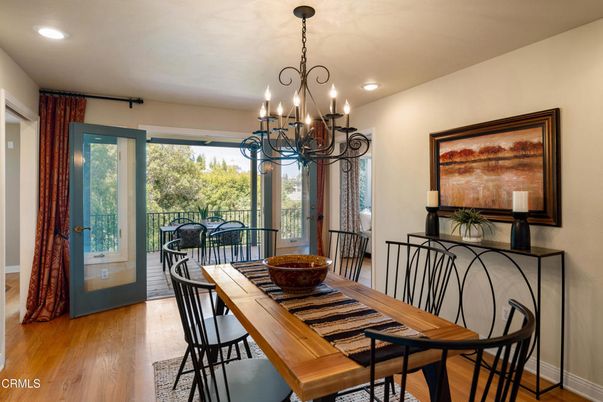Chandelier, Dining room, Interior, Recessed Lighting, Wood Texture Flooring