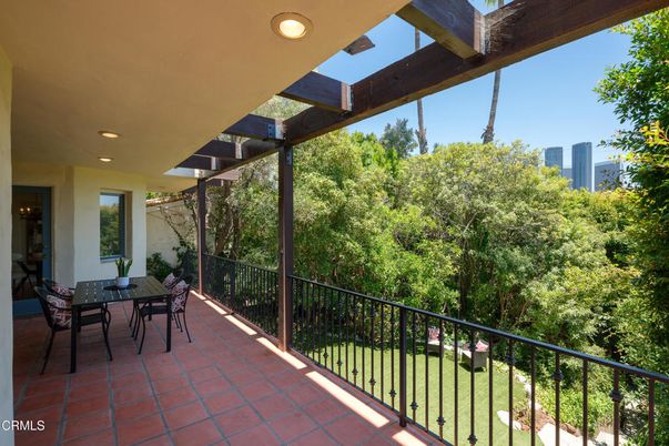 Exterior, Recessed Lighting