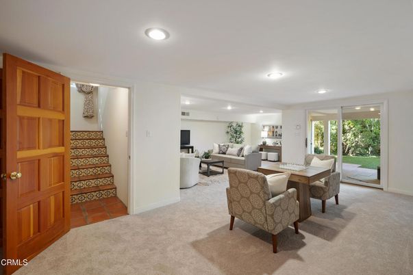 Dining room, Interior, Living room, Recessed Lighting