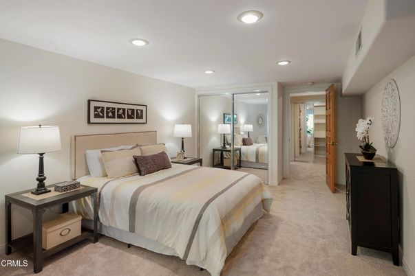 Bedroom, Interior, Recessed Lighting