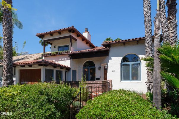 Exterior, Facade, Spanish Mediterranean