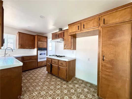 Interior, Kitchen, Recessed Lighting, Tile Countertops