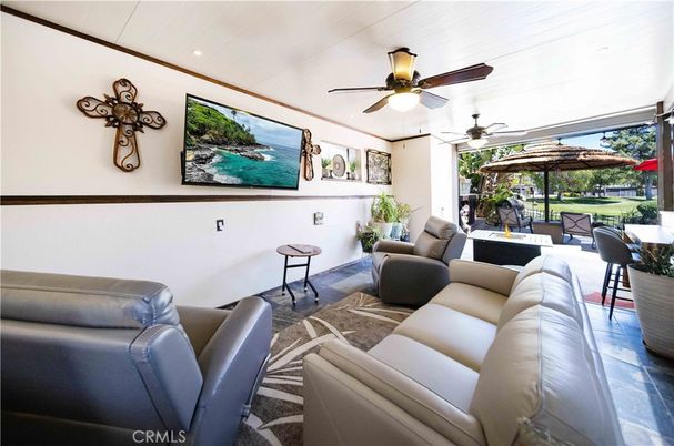 Dining room, Interior, Living room, Recessed Lighting
